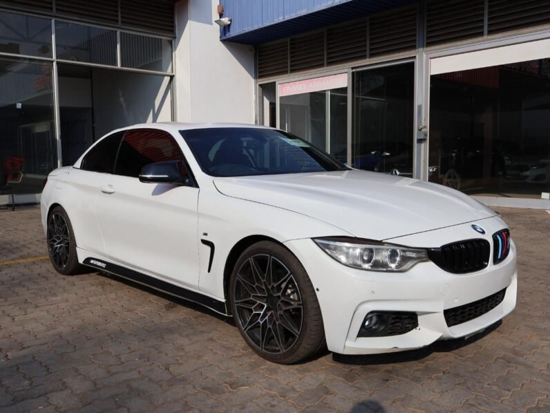 2015 BMW 4 Series 428i Convertible Luxury Auto