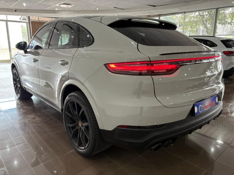 2020 Porsche Cayenne Coupe