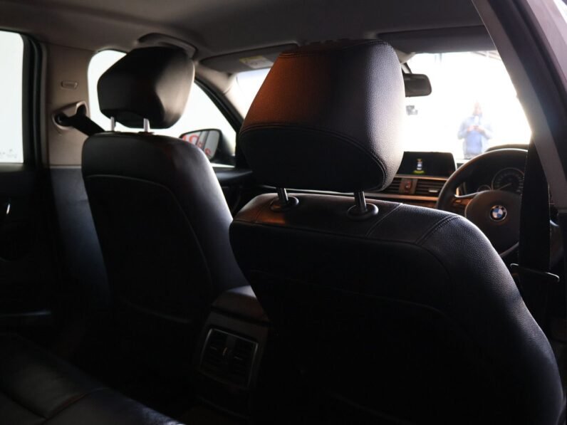 2018 BMW 3 Series 320i Auto