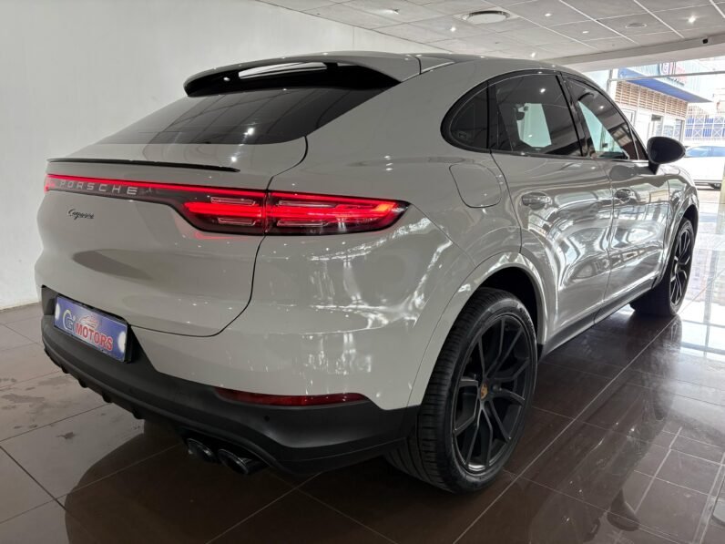 2020 Porsche Cayenne Coupe
