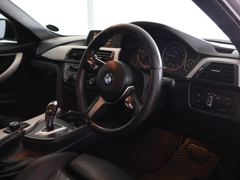 2016 BMW 3 Series 320i M Sport Auto