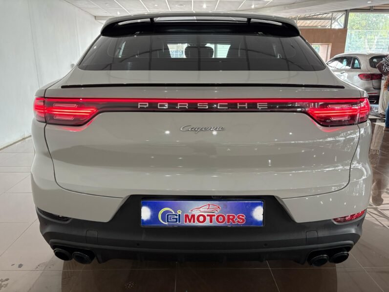 2020 Porsche Cayenne Coupe