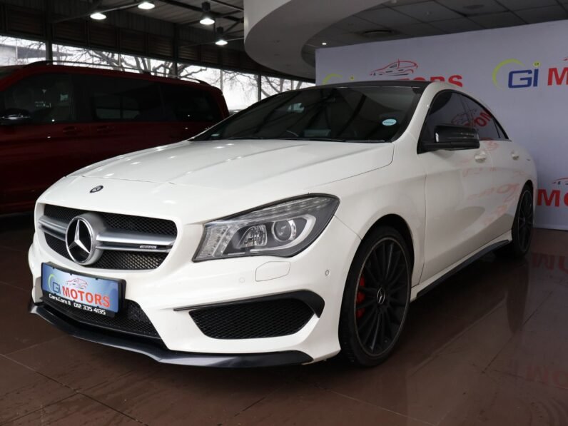 2015 Mercedes-AMG CLA 45 AMG