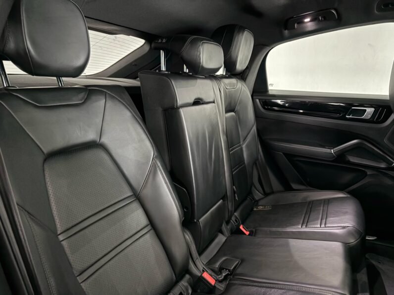 2020 Porsche Cayenne Coupe