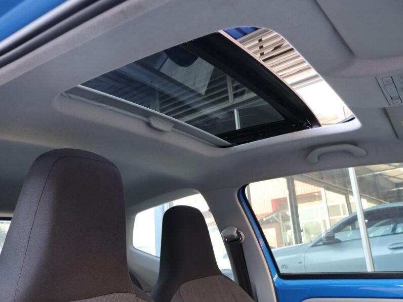 2016 Volkswagen Up Move Up! 1.0 3-dr