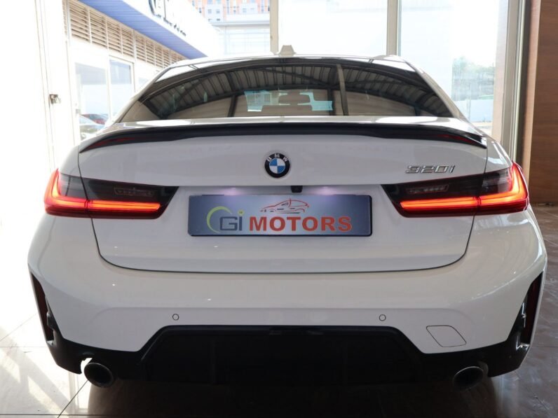 2023 BMW 3 Series 320i M Sport